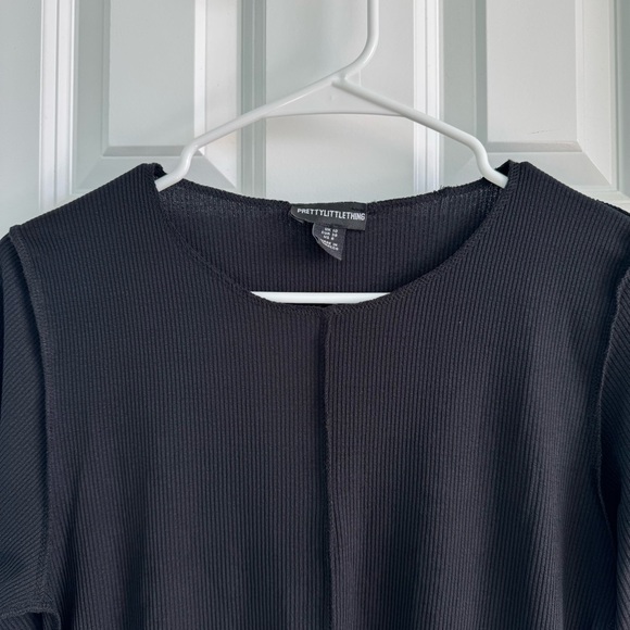 PrettyLittleThing Ribbed Seam Long Sleeve Top - Picture 4 of 7